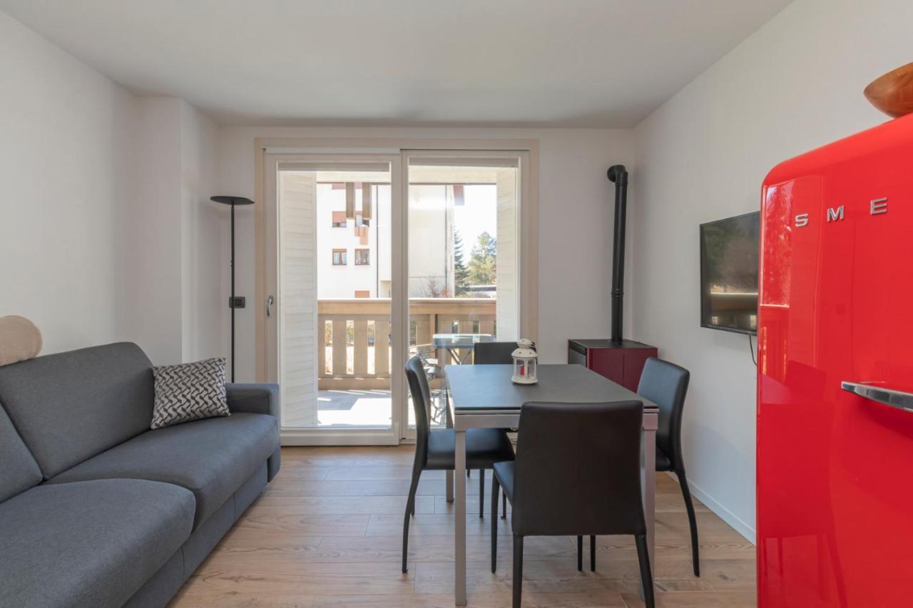 Cristallo Apartment - Ristrutturato Nuovo Centro Aprica Luaran gambar