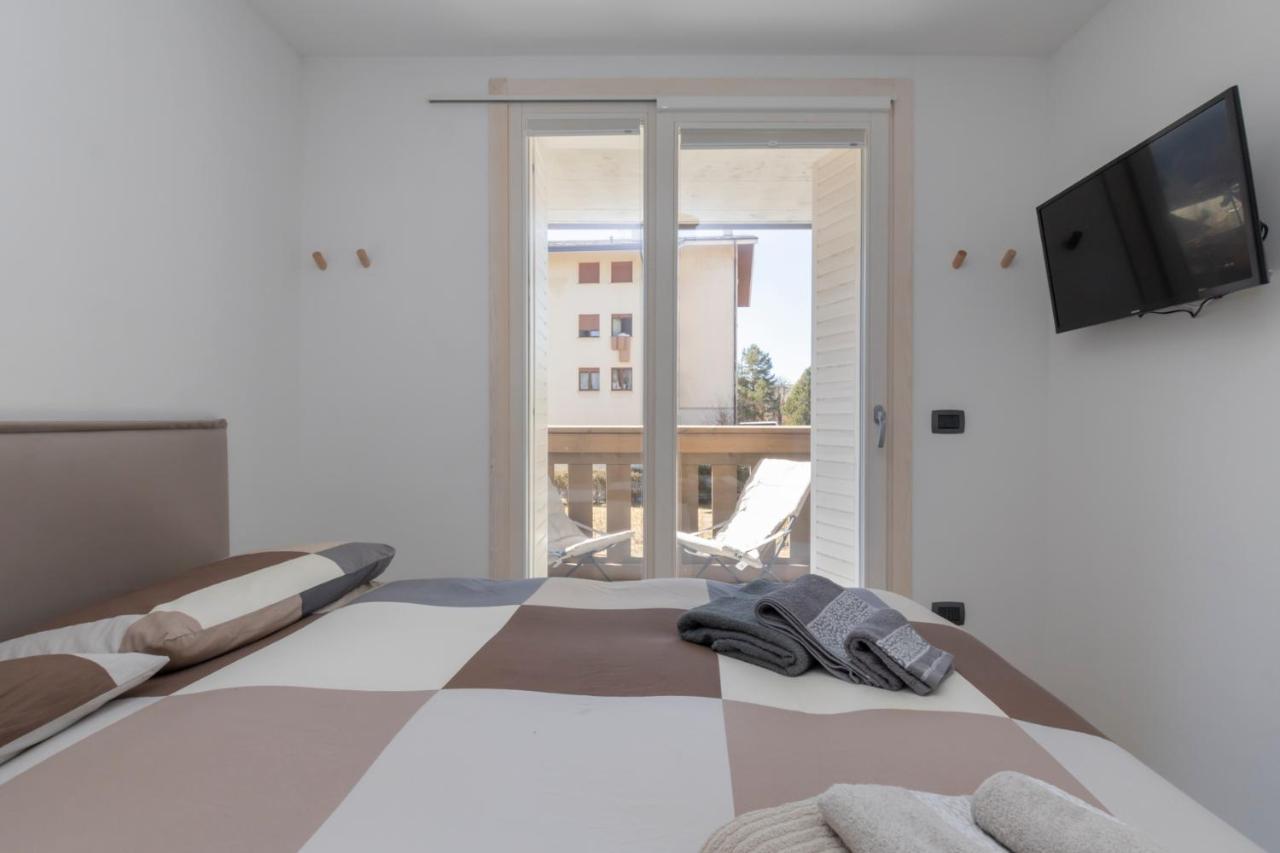 Cristallo Apartment - Ristrutturato Nuovo Centro Aprica Luaran gambar