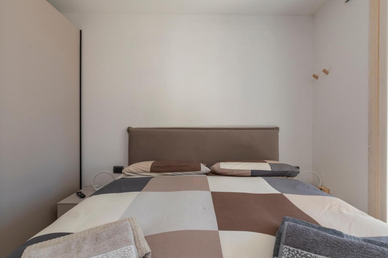 Cristallo Apartment - Ristrutturato Nuovo Centro Aprica Luaran gambar