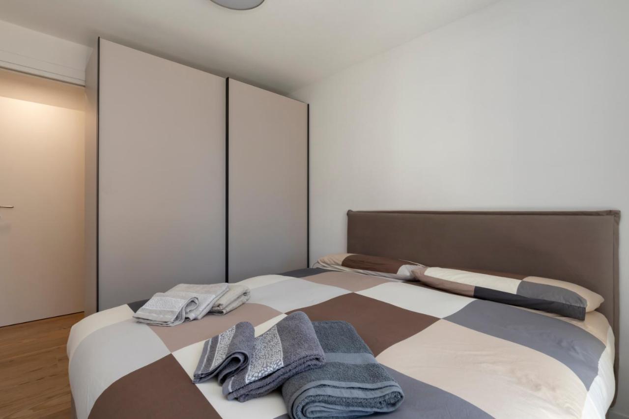 Cristallo Apartment - Ristrutturato Nuovo Centro Aprica Luaran gambar