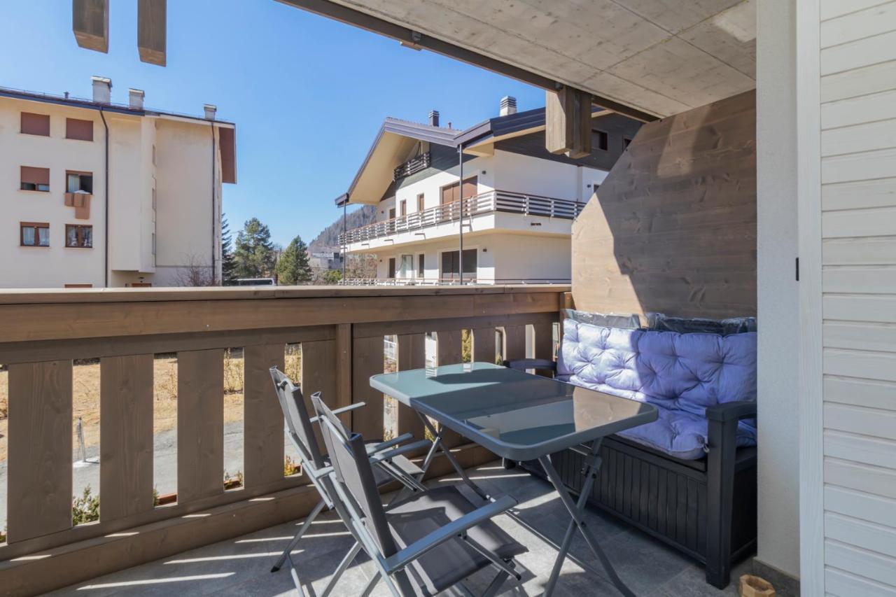 Cristallo Apartment - Ristrutturato Nuovo Centro Aprica Luaran gambar