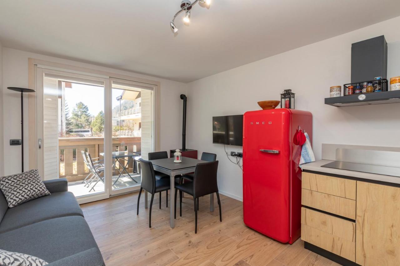 Cristallo Apartment - Ristrutturato Nuovo Centro Aprica Luaran gambar
