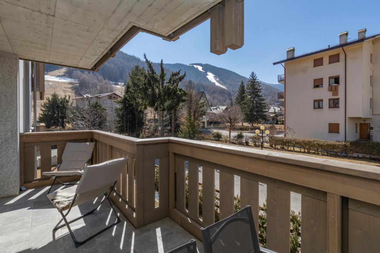 Cristallo Apartment - Ristrutturato Nuovo Centro Aprica Luaran gambar